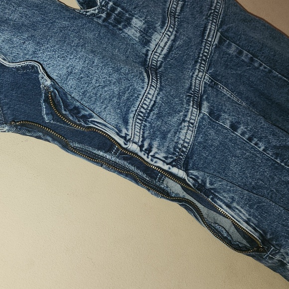 Nwt-Gap Sleeveless Stretch Denim Midi Dress. Size 0P - Picture 10 of 14